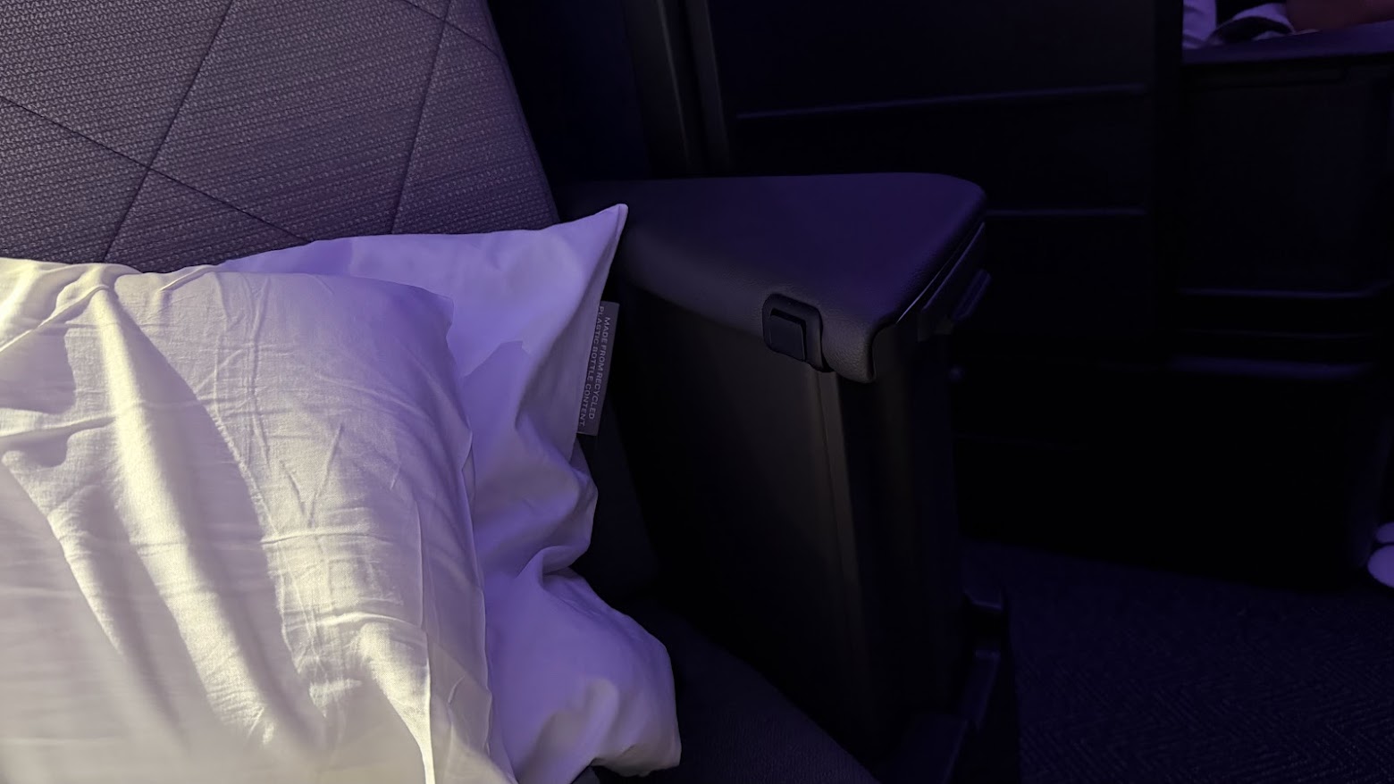 United Airlines UA1 Polaris business class