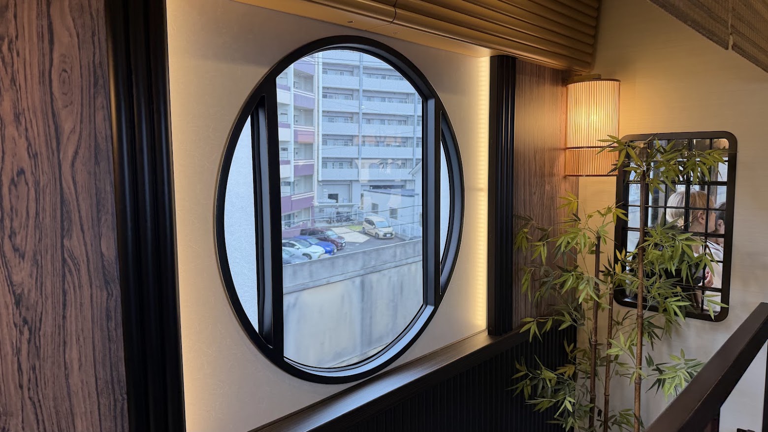 Kyo-Train Garaku interior details