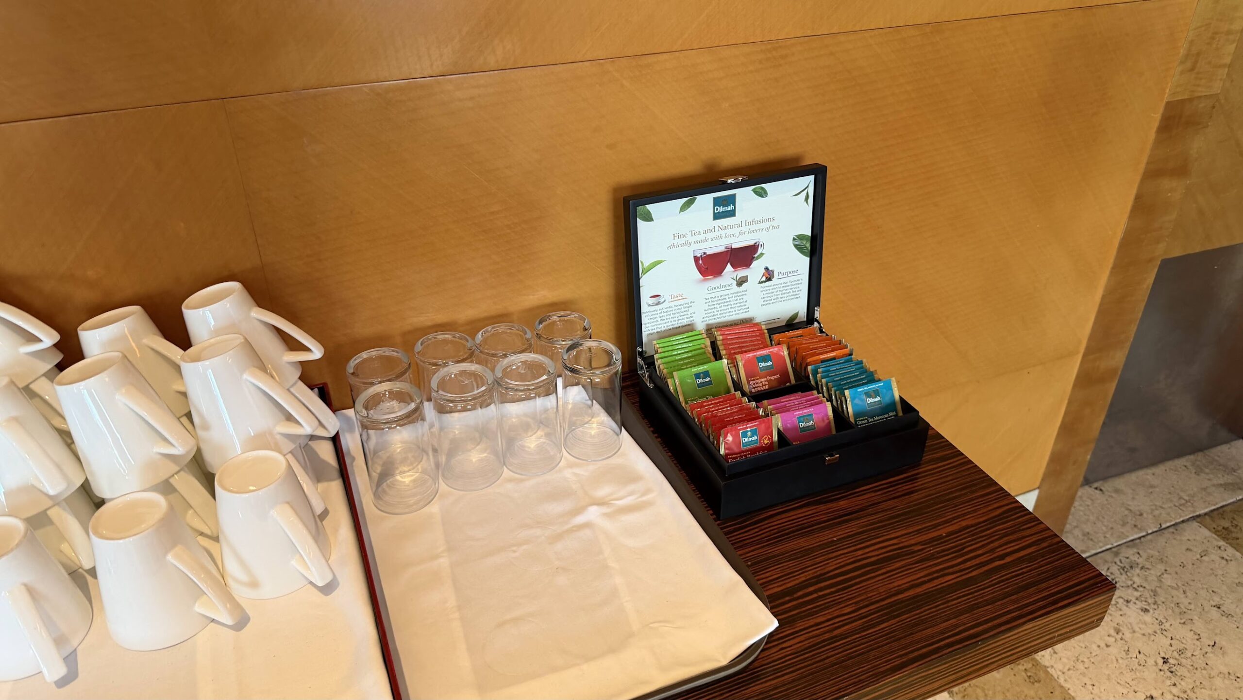 Swissôtel Grand Shanghai Swiss Executive Lounge Dilmah tea selection
