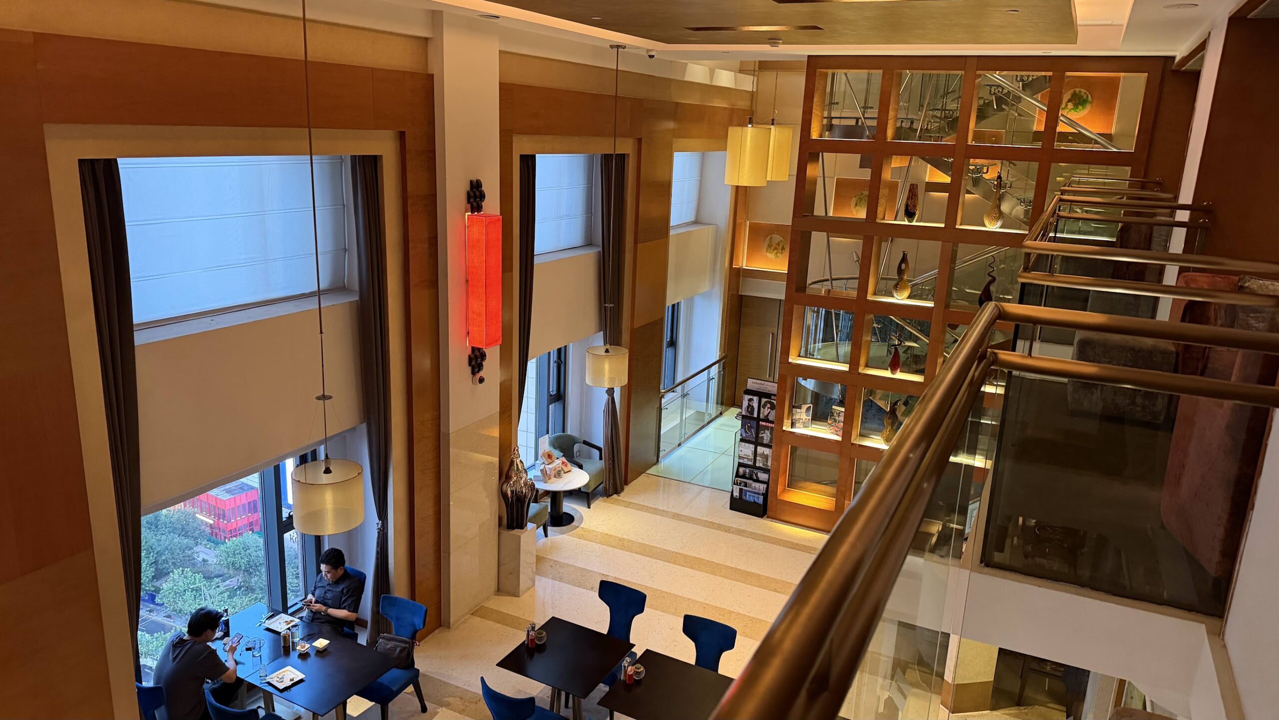 Swissôtel Grand Shanghai Swiss Executive Lounge upper level and spiral staircase